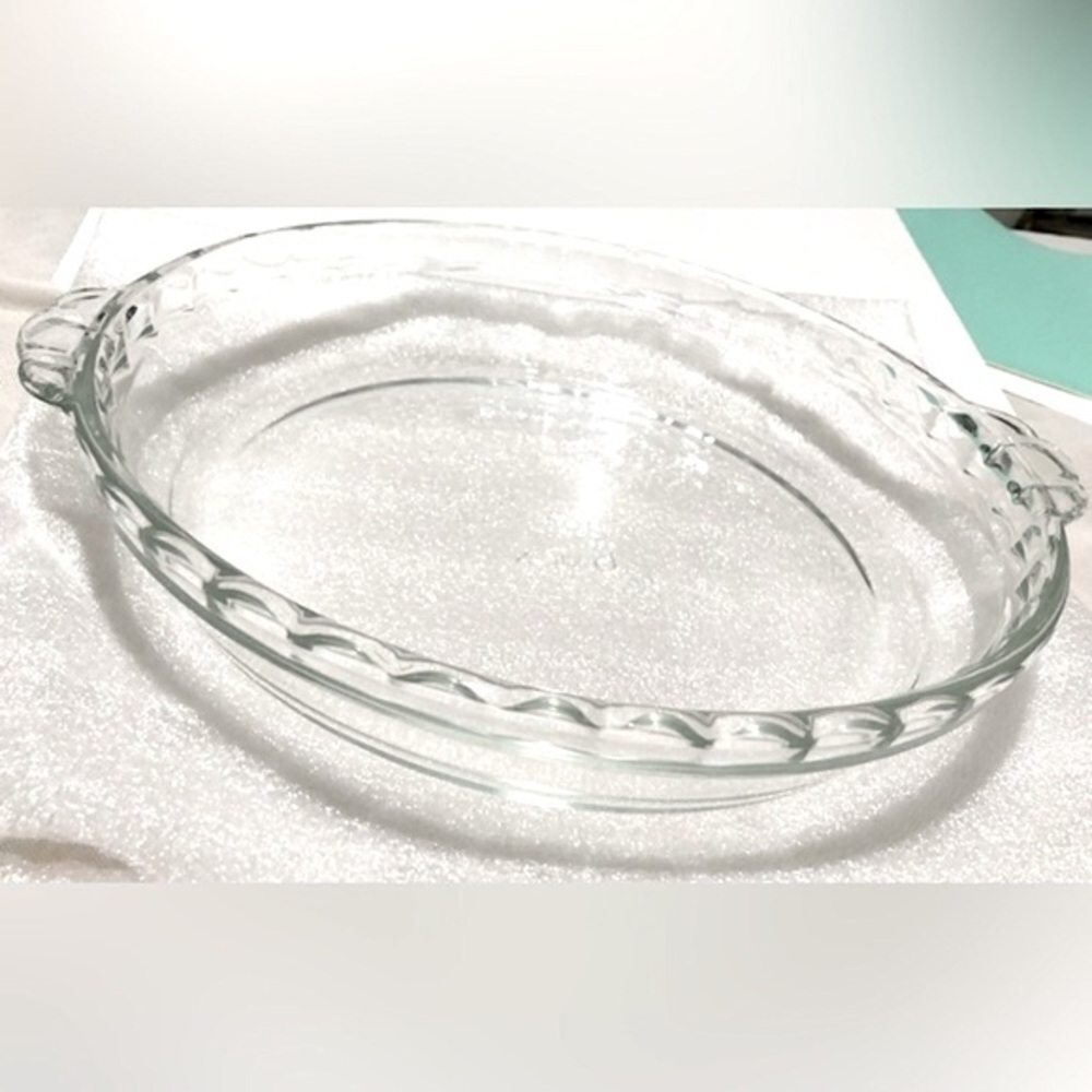 PYREX PIE PLATE 229 H21 CLEAR GLASS FLUTED HANDLES DISH 9.5 INCH COOKWARE vtg